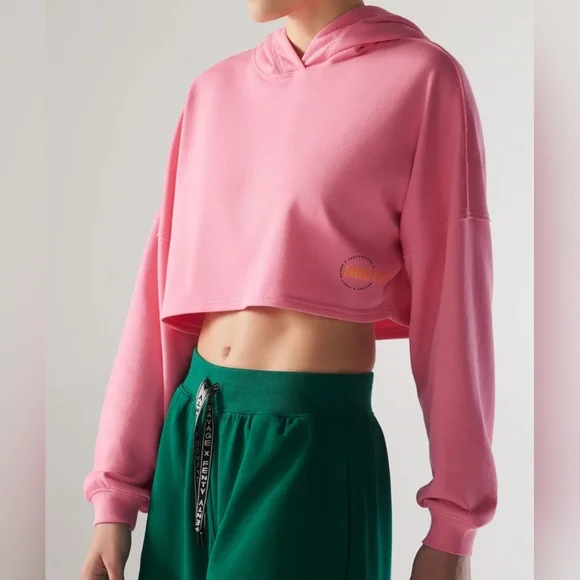 SAVAGE X FENTY ESSENTIAL TERRY SCOPE LOGO CROPPED HOODIE - Picture 8 of 9